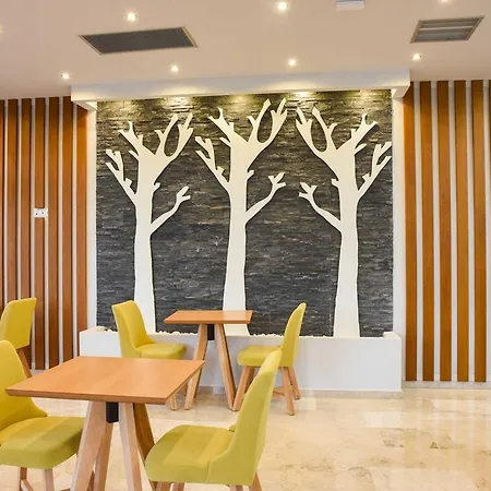 Tsampika Hotel 3*